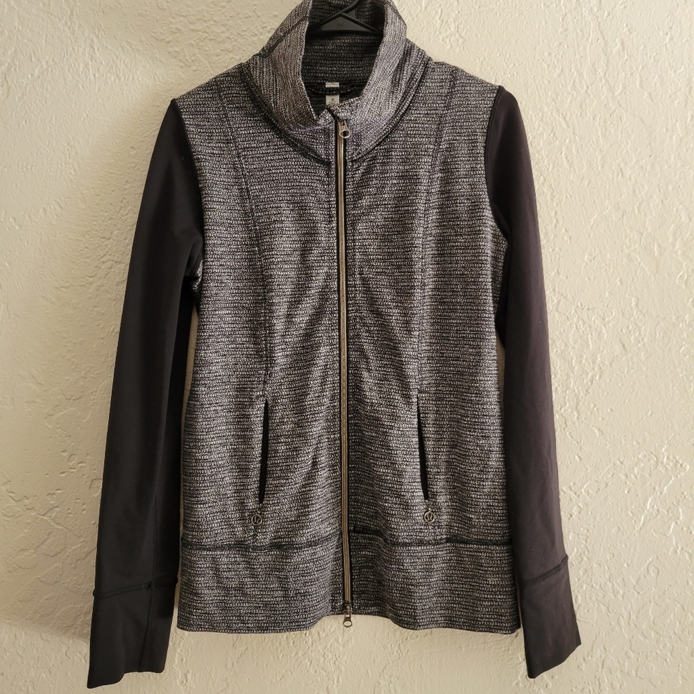 Lululemon Zip Up Jacket Size 6